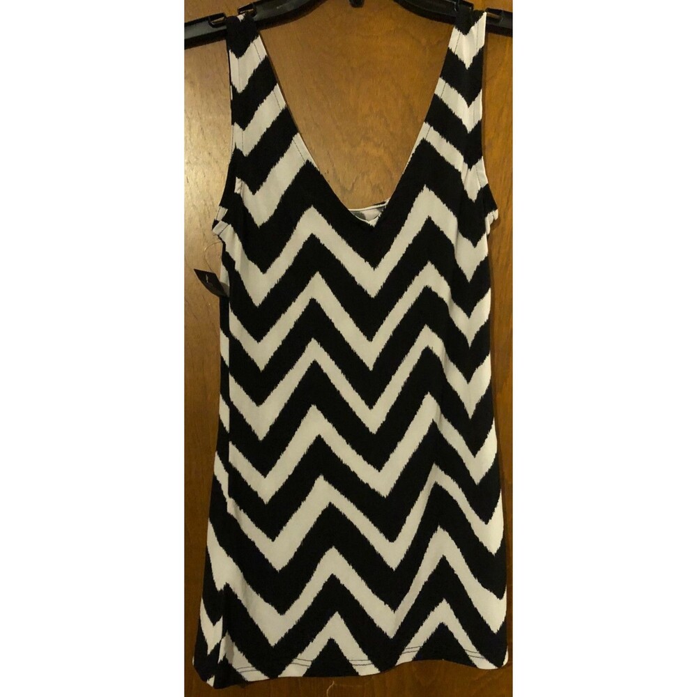 Women's Black and White Tank Size X-Small NWT B1